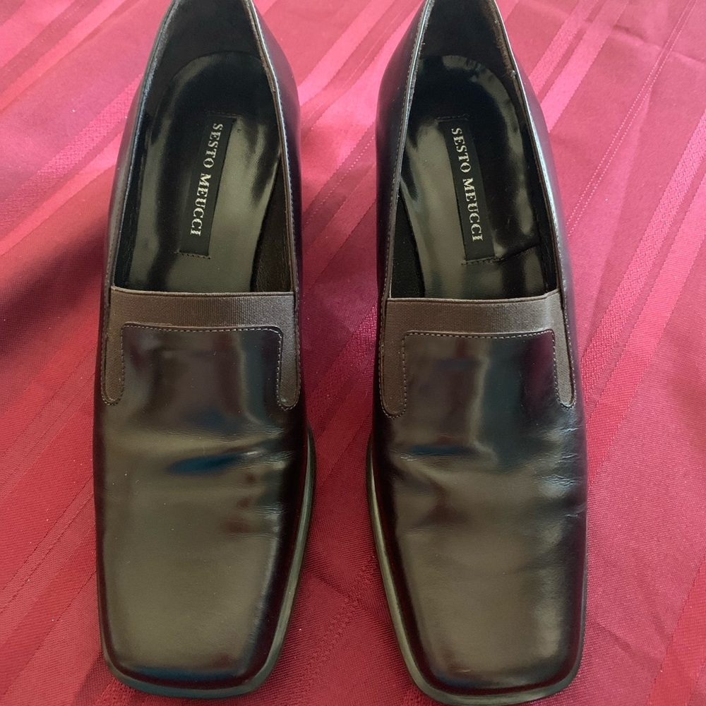 Brandnew Sesto Meucci Shoes Size 7 Dark Brown Leather Slip-on Pumps Square Toe